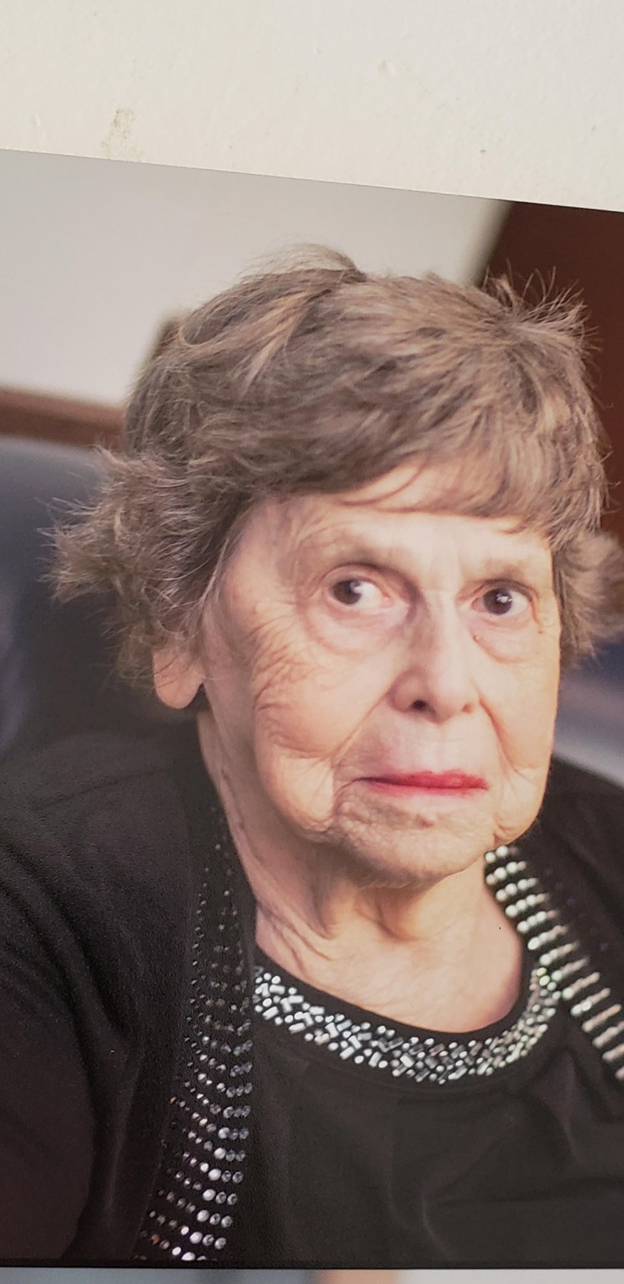 Obituary of Roslyn Gutman