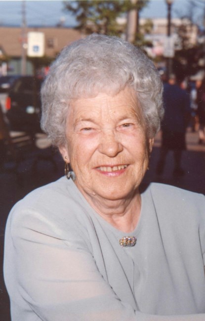 Obituary of Evelyn H. Greaves