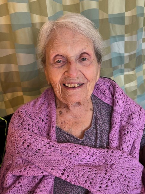 Obituario de Beverly Hochman