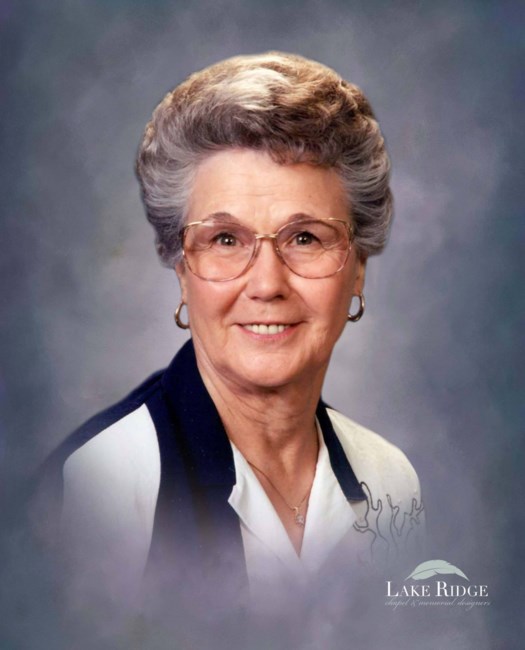 Avis de décès de Grace Vernell "Nell" Holt