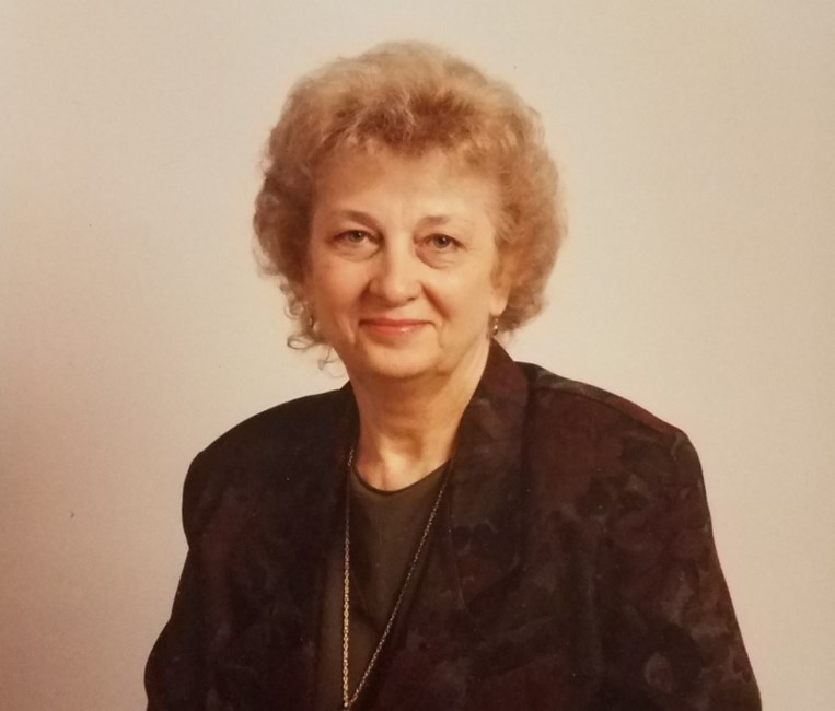 Obituary of Lorraine M Broadhurst