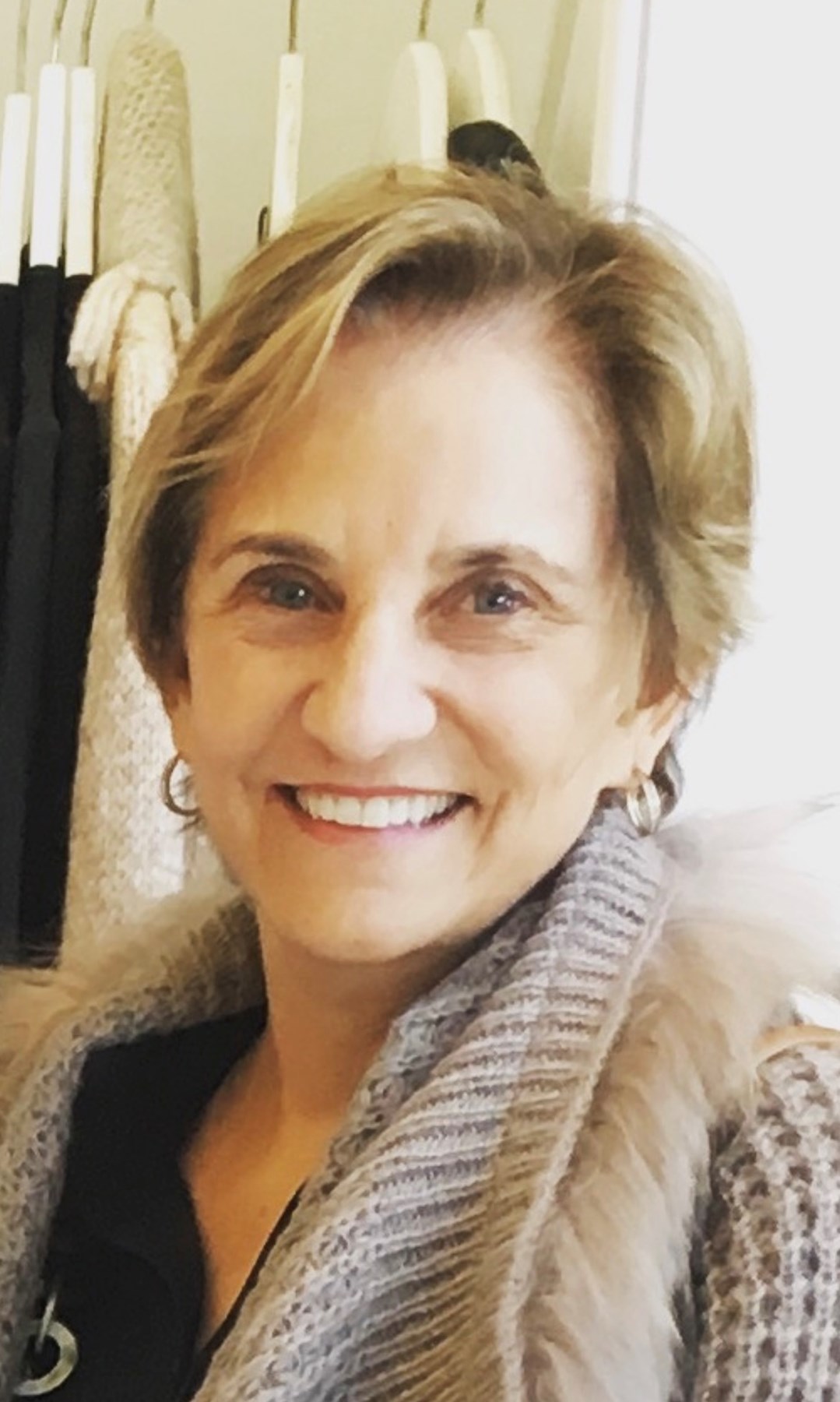 Julie Gavin's Instagram, Twitter & Facebook on IDCrawl