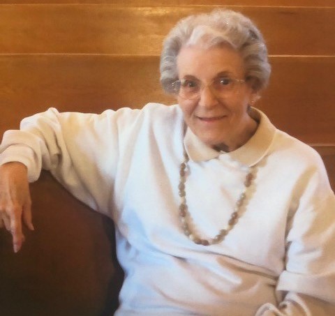 Obituary of Betty Lou Curry