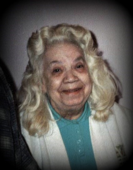 Obituary of Evelyn Mackey