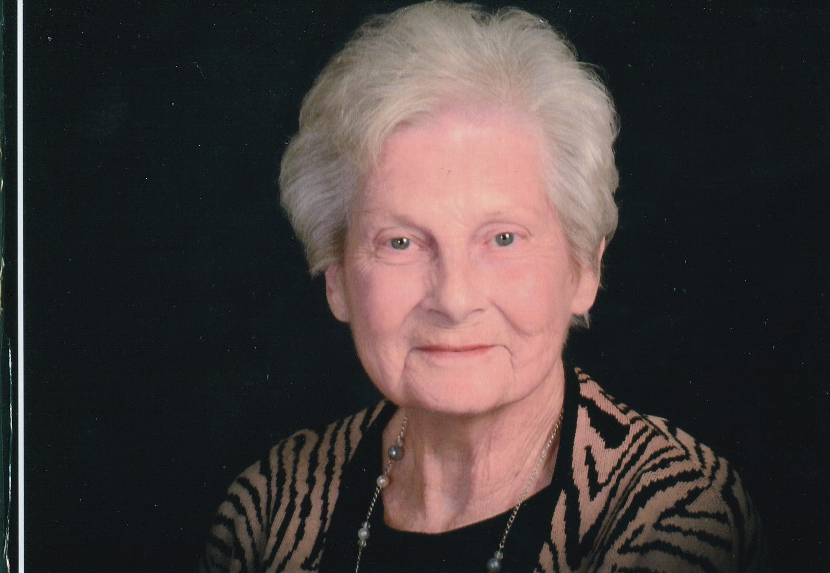 Obituary of Bebe B Barnett