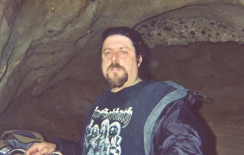 Obituary of Douglas Queen