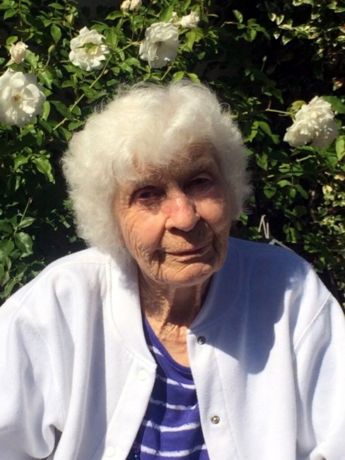 Obituary of Lillian H. Lloyd