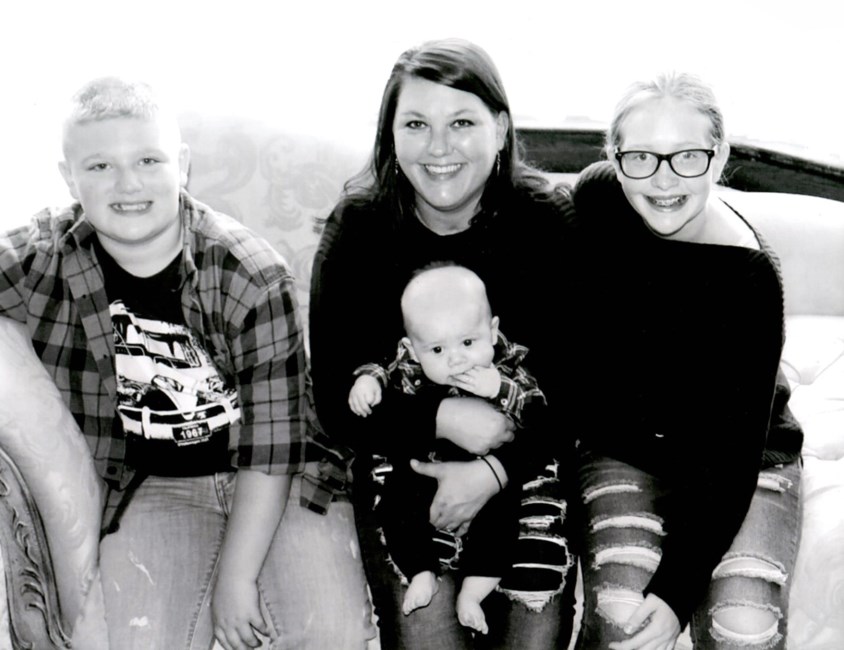 Obituary of Crystal Mills