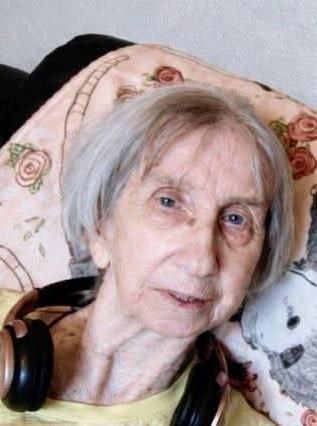 Obituary of Patricia Joyce Simmons