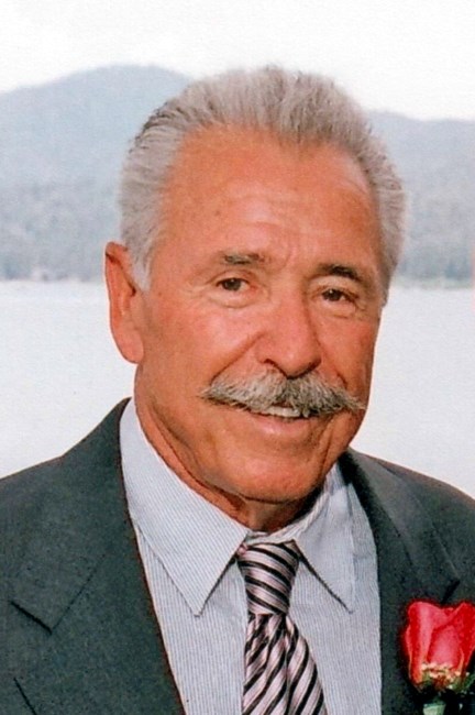 Obituary of Robert Coy (Bob) Seccombe