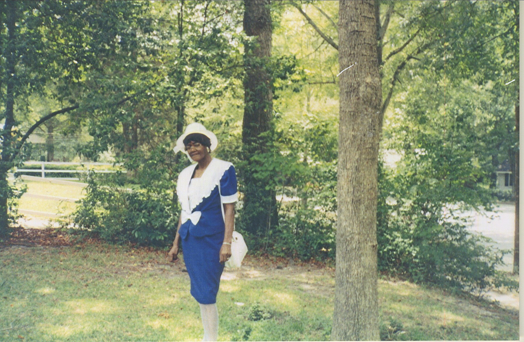 Obituary of Eva Johnson Moore