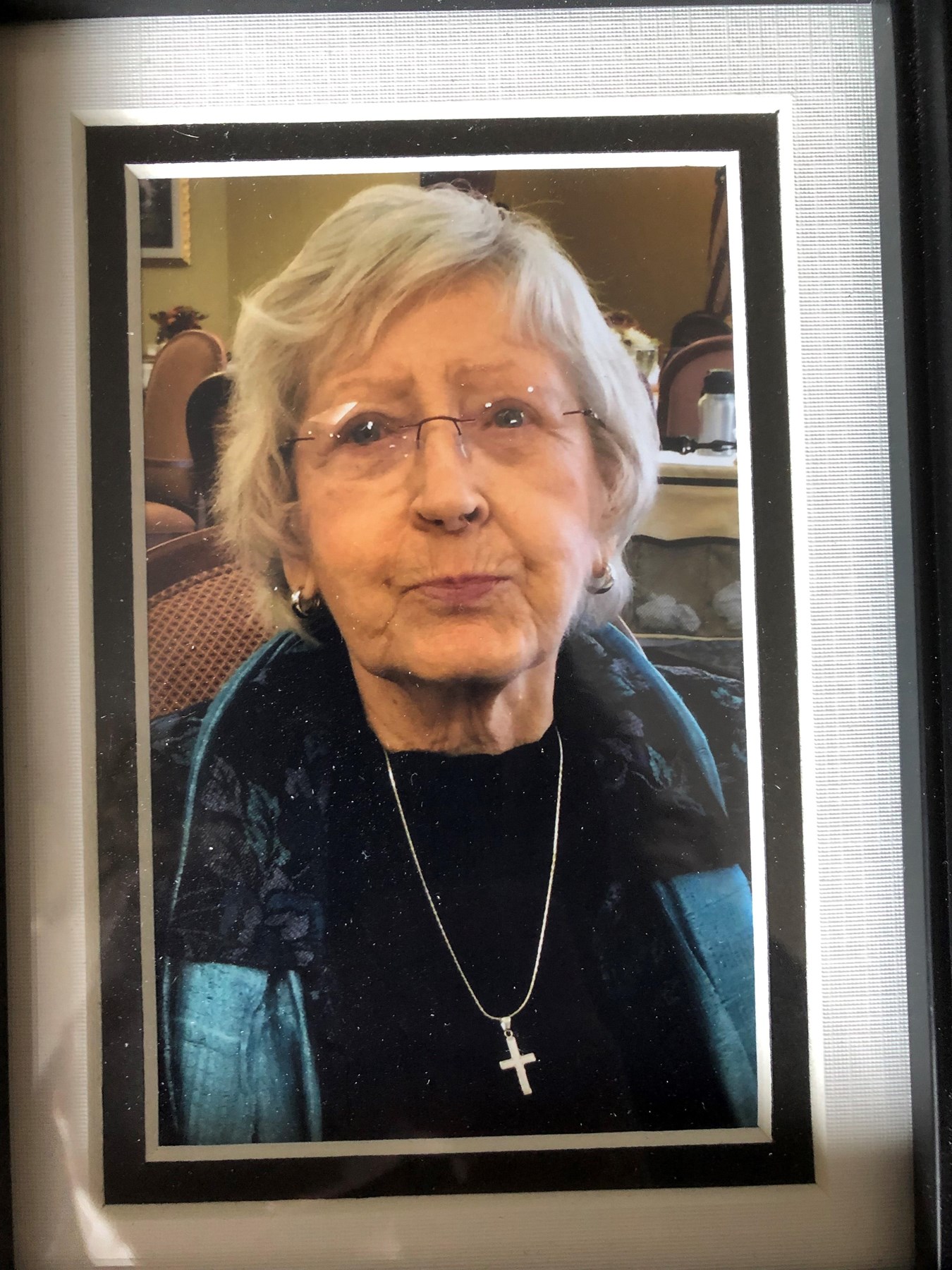 Obituario de Doris Lorraine Moser