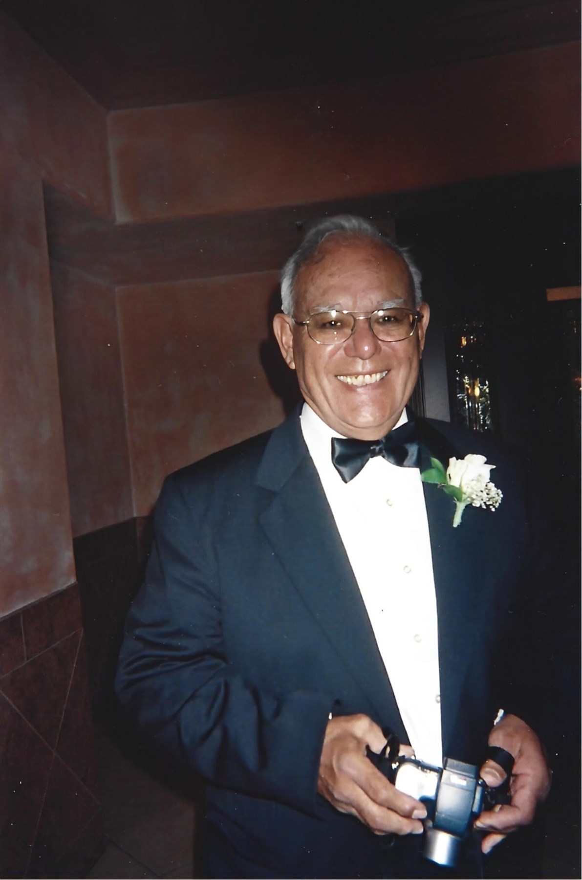 Obituary of Angel Cisneroz