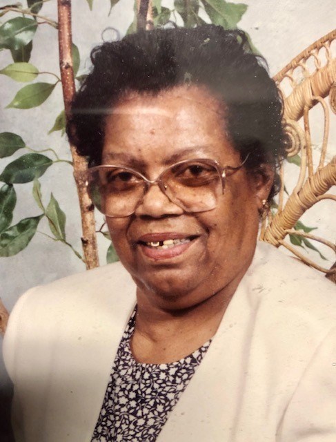 Obituary of Essie M. Terry
