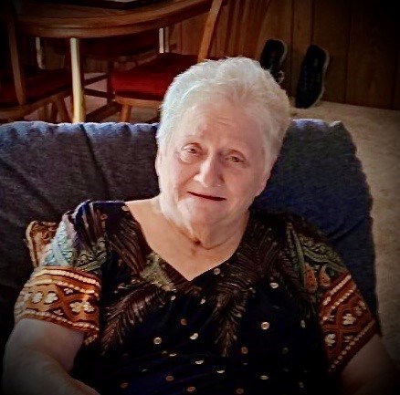 Avis de décès de Estelle Marilyn Hill