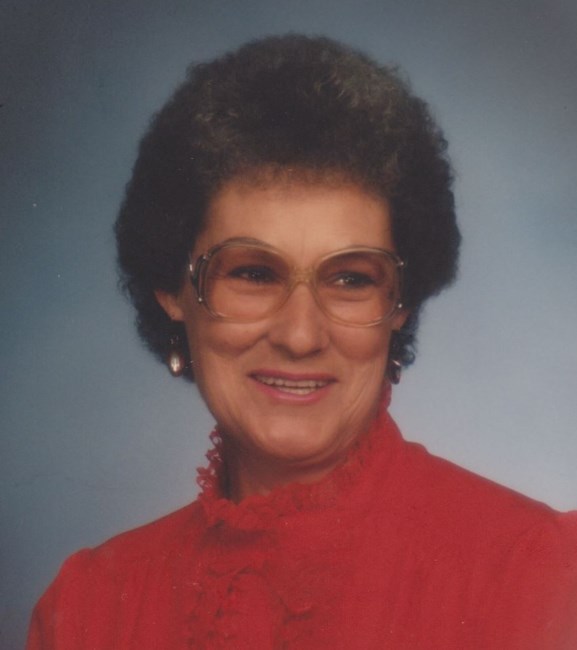 Obituary of Janet Easter Holcomb