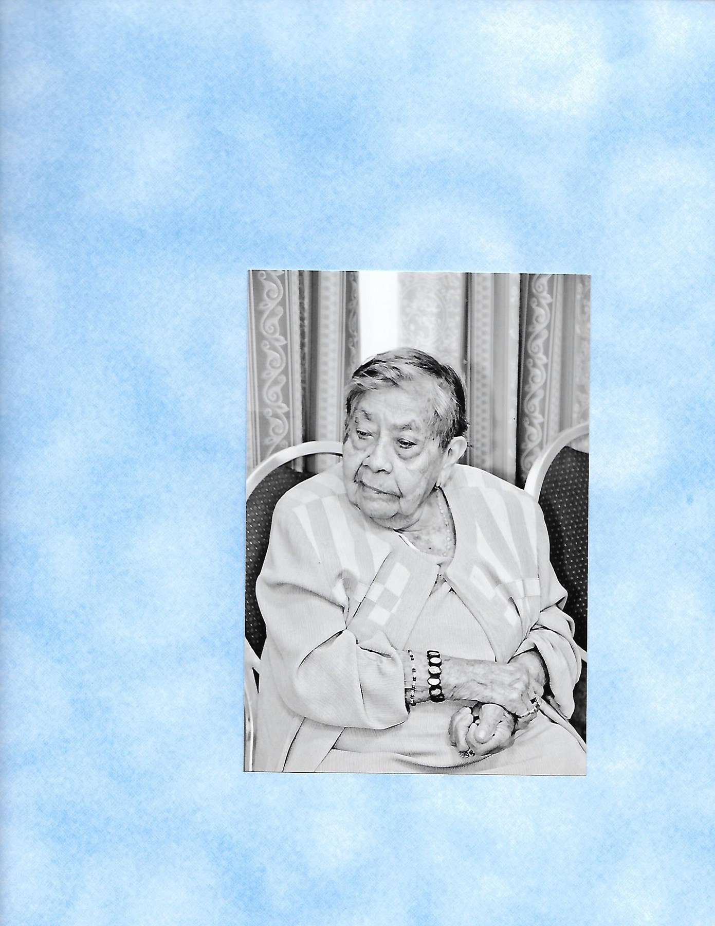 Obituary of Meditina Huezo