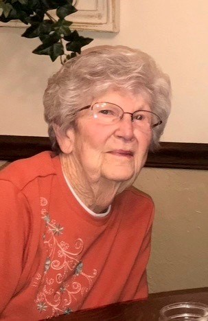 Obituary of Peggy Joyce (Henry) Dawe