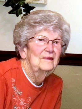 Obituary of Peggy Joyce (Henry) Dawe