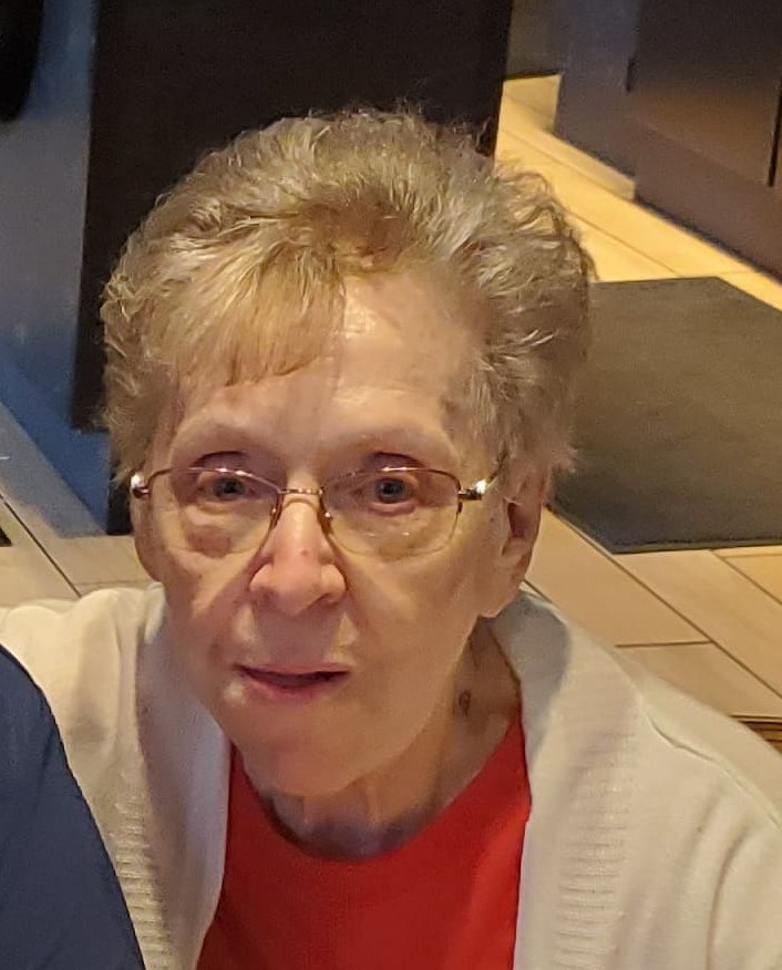 Obituary of Willa May Lobb