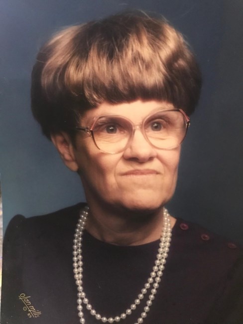 Obituary of Myrtle Elaine Blackwood