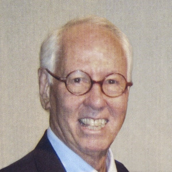 Obituary of Thomas L Hoy