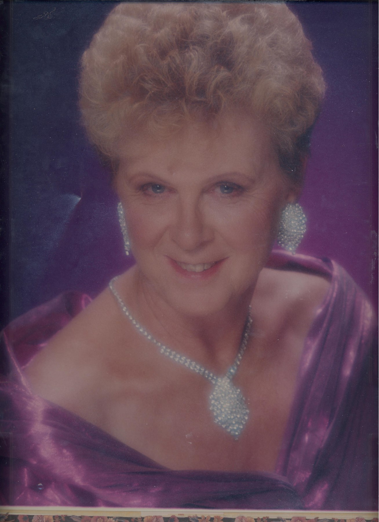 Obituary of Joan Louise Scott