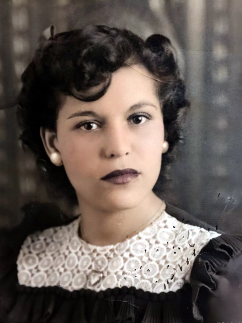 Obituary of Consuelo Gomez