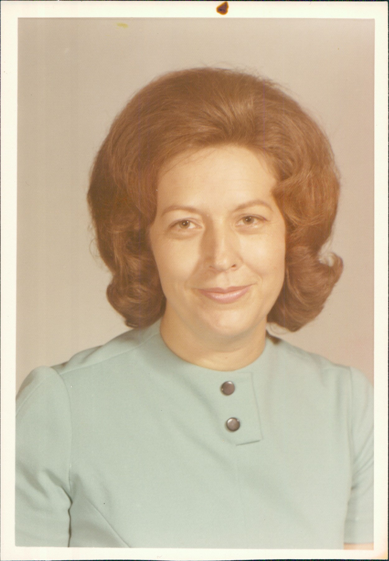 Obituary of Loette Lee (Messick)