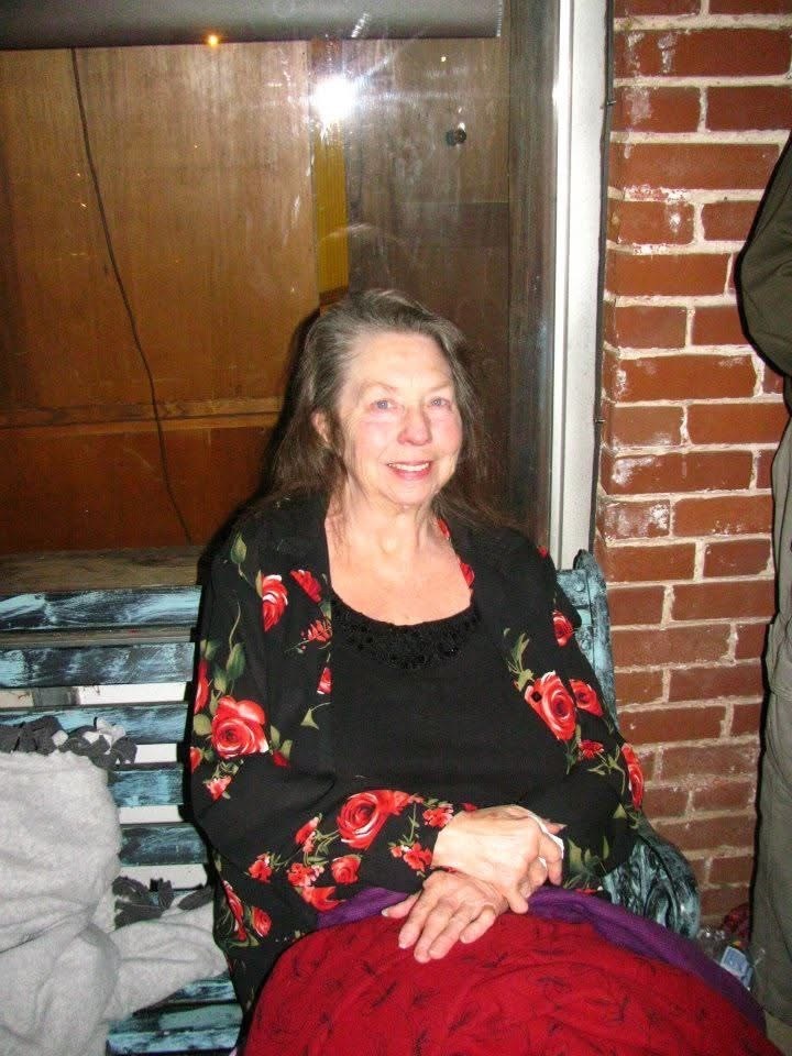 Obituary of Annie Laurie Wallace