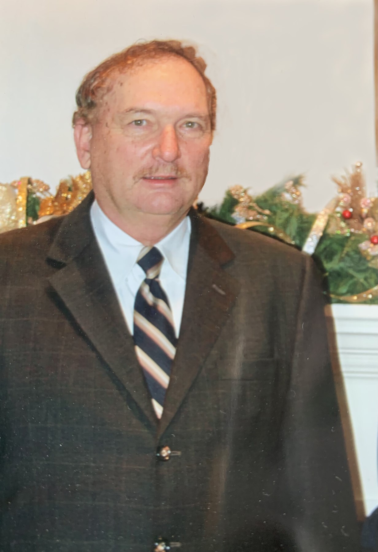 Obituary of Lewis Errol Beasley