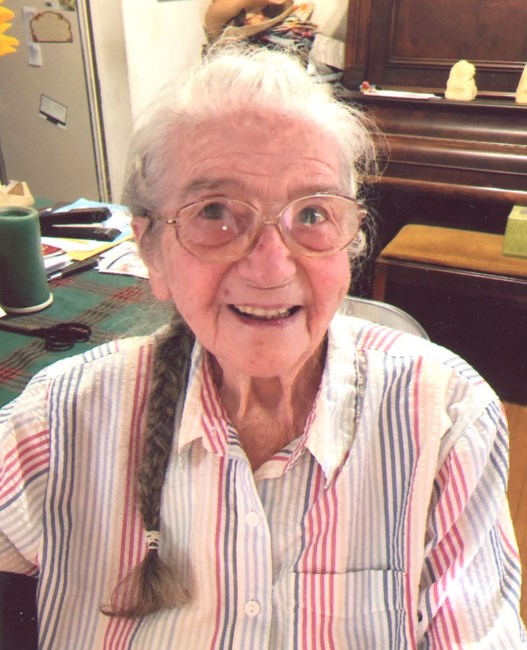 Obituary of Roberta Joline Holmes