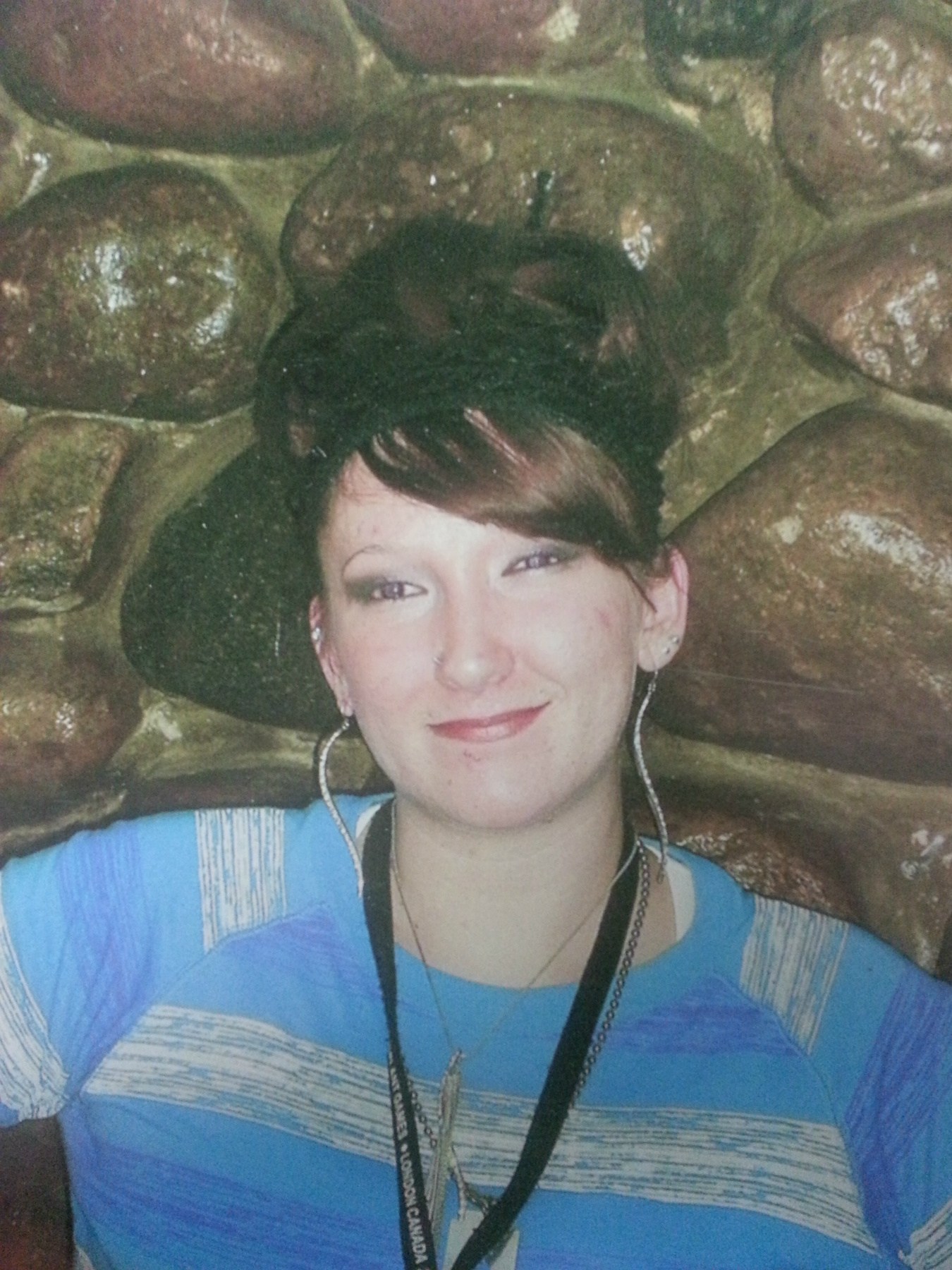 Obituary of Nicole Maria Jean VanLeeuwen