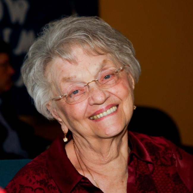 Obituary of Elsie Ann Santarossa