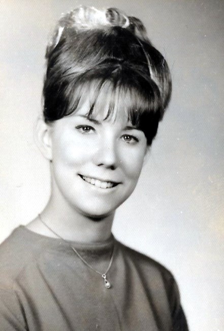 Obituary of Helen L Follmer