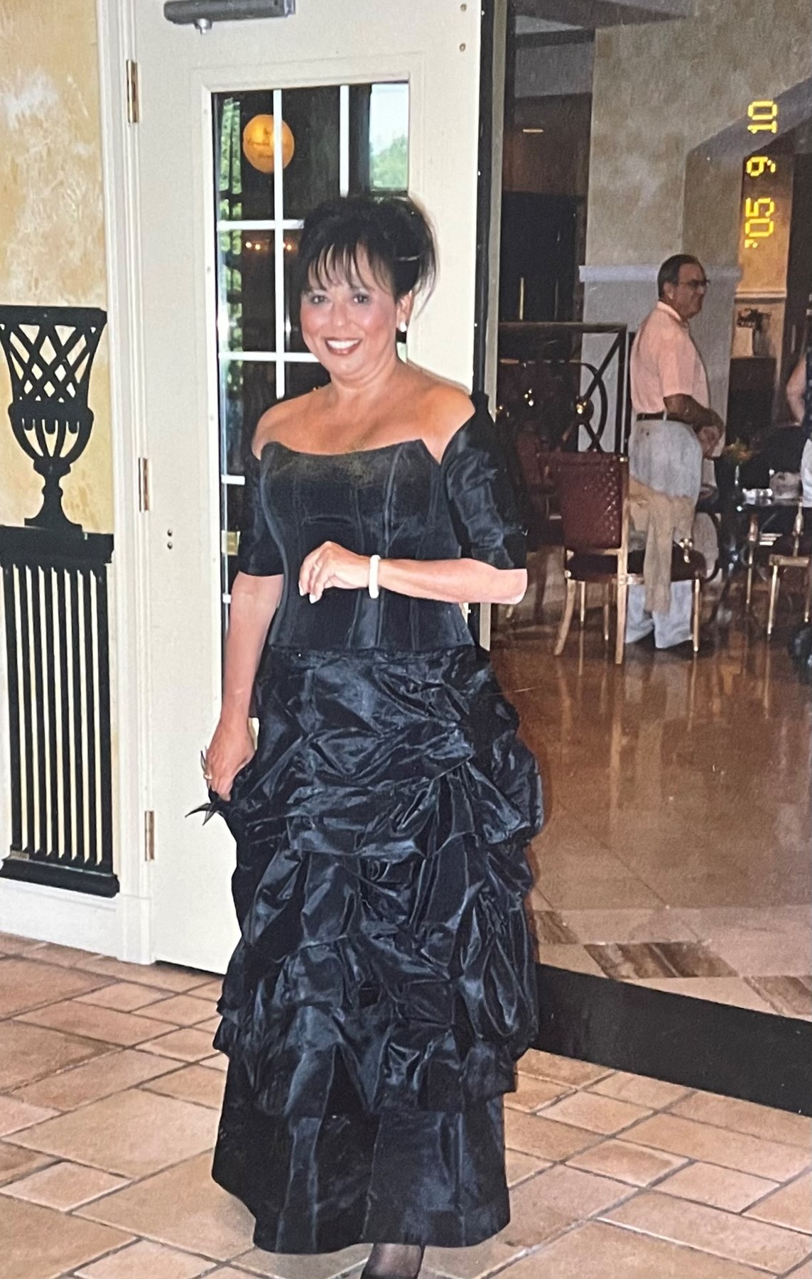 Obituary of Rochelle Mona Dobbs