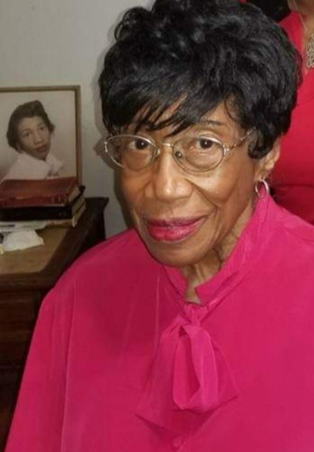 Obituary of Lois Mae Richmond