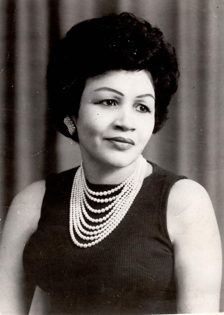 Obituary of Alicia Caridad Ecay