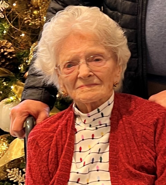 Obituary of Evelyn H McLaughlin