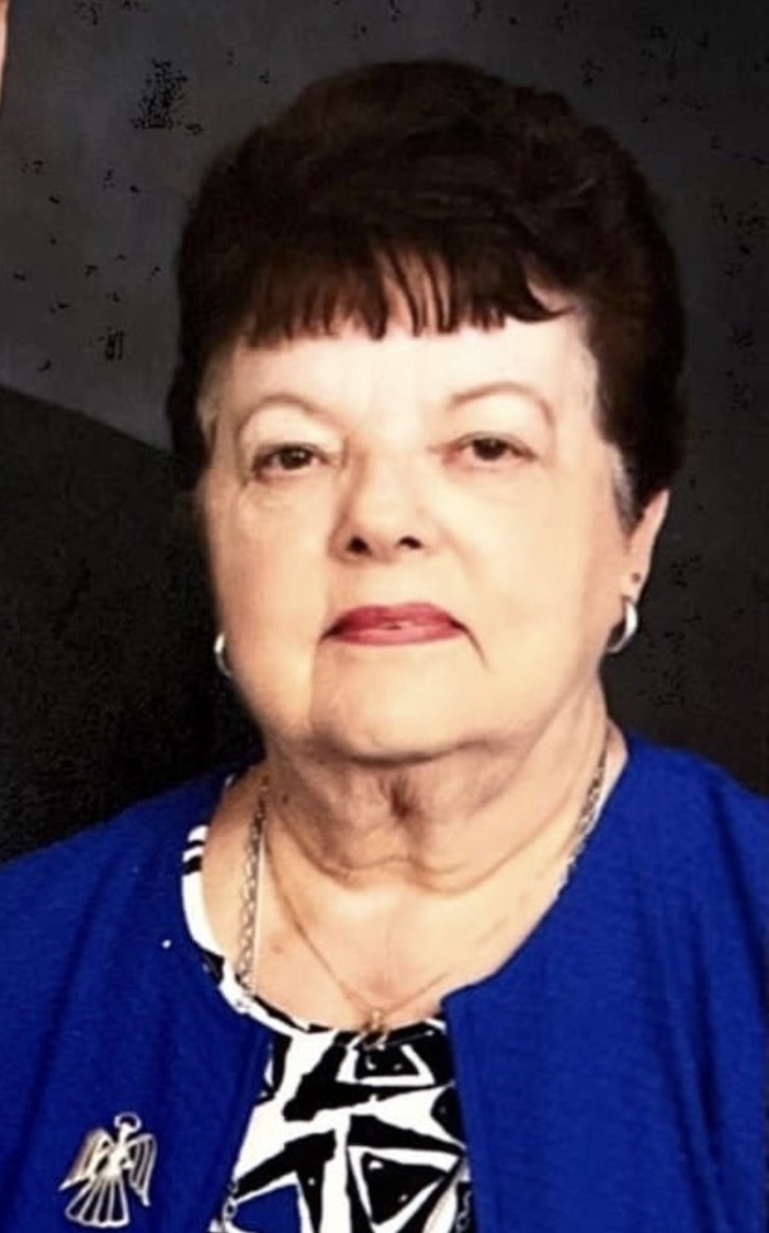 Obituario de Isobel (nee Clemens) McBain