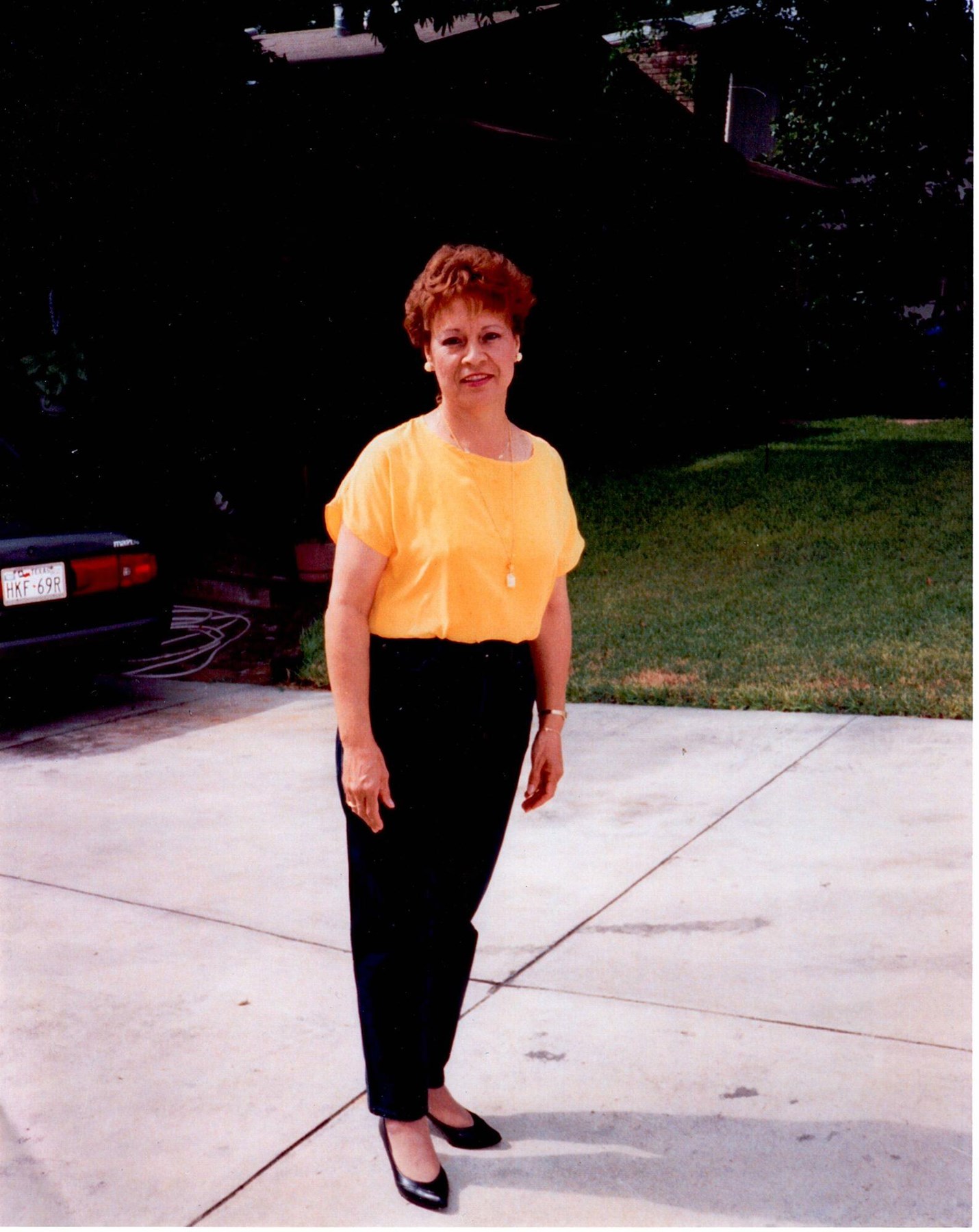 Obituary of Catherine Garza Flores