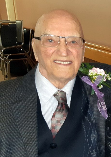 Obituary of Marinus Roos