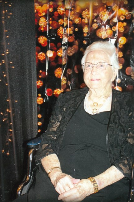 Obituary of Ms. Sarabelle Thompson