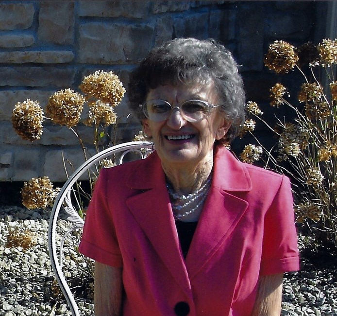Obituario de Joyce J. Lindstrom