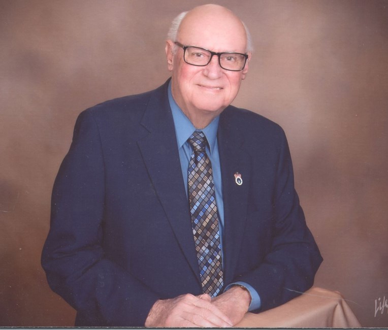 Obituary of David L. Maxey
