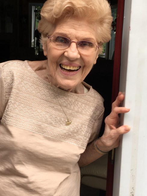 Obituary of Sylvia Pompi Spiering