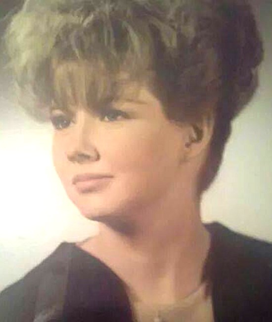 Obituary of Nadine Ann Deane