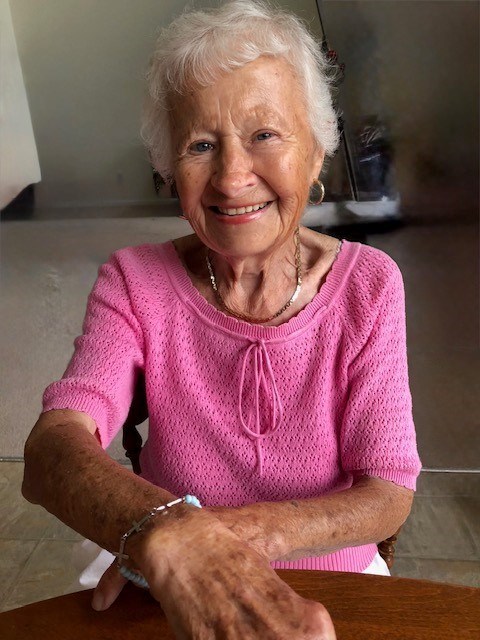 Obituary of Helen Marie Bay