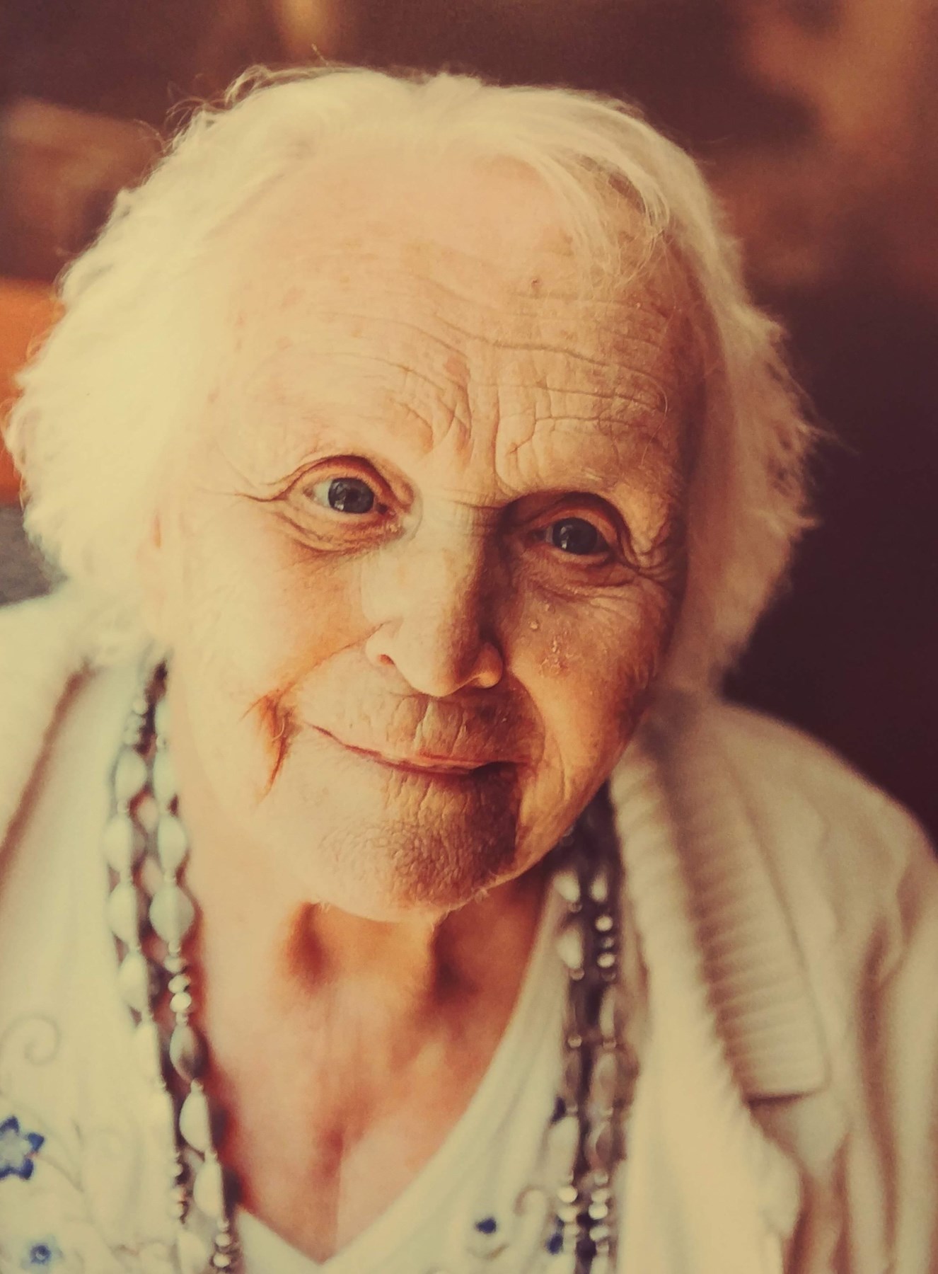 Obituary of Dora Laanstra