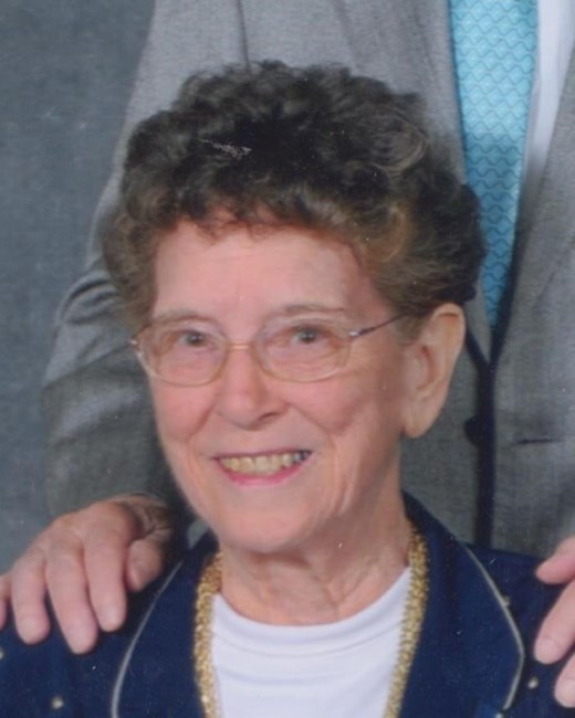 Obituary of Sylvia May Lovell